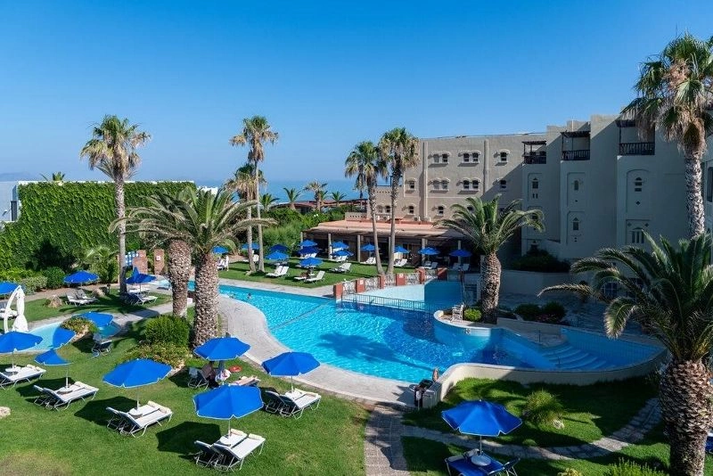 Aquila Rithymna Strand 5*
