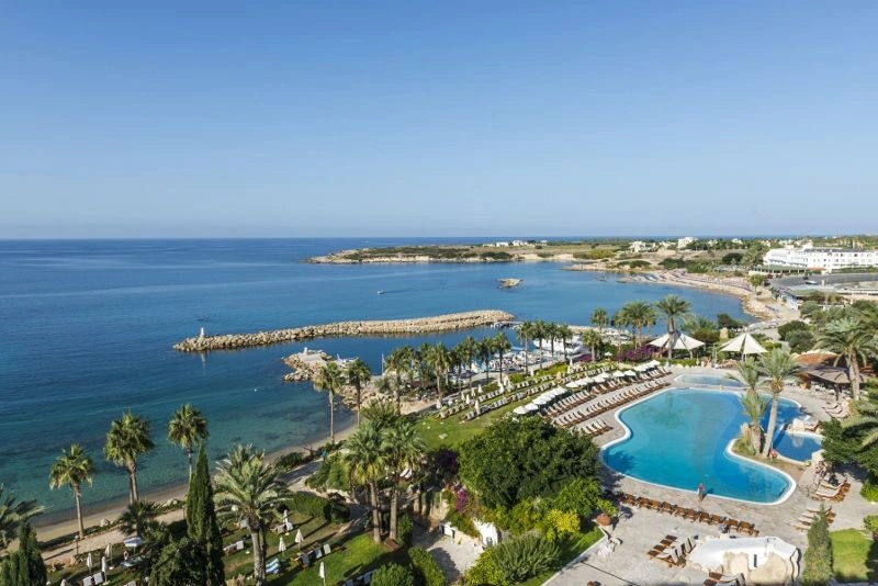 Coral Beach Resort 5*