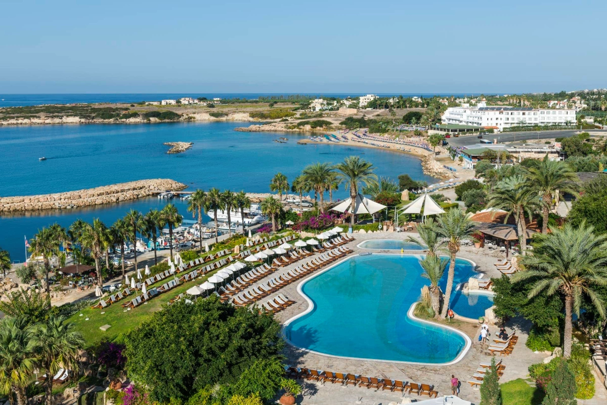 coral-beach-resort-vignette-principale.png