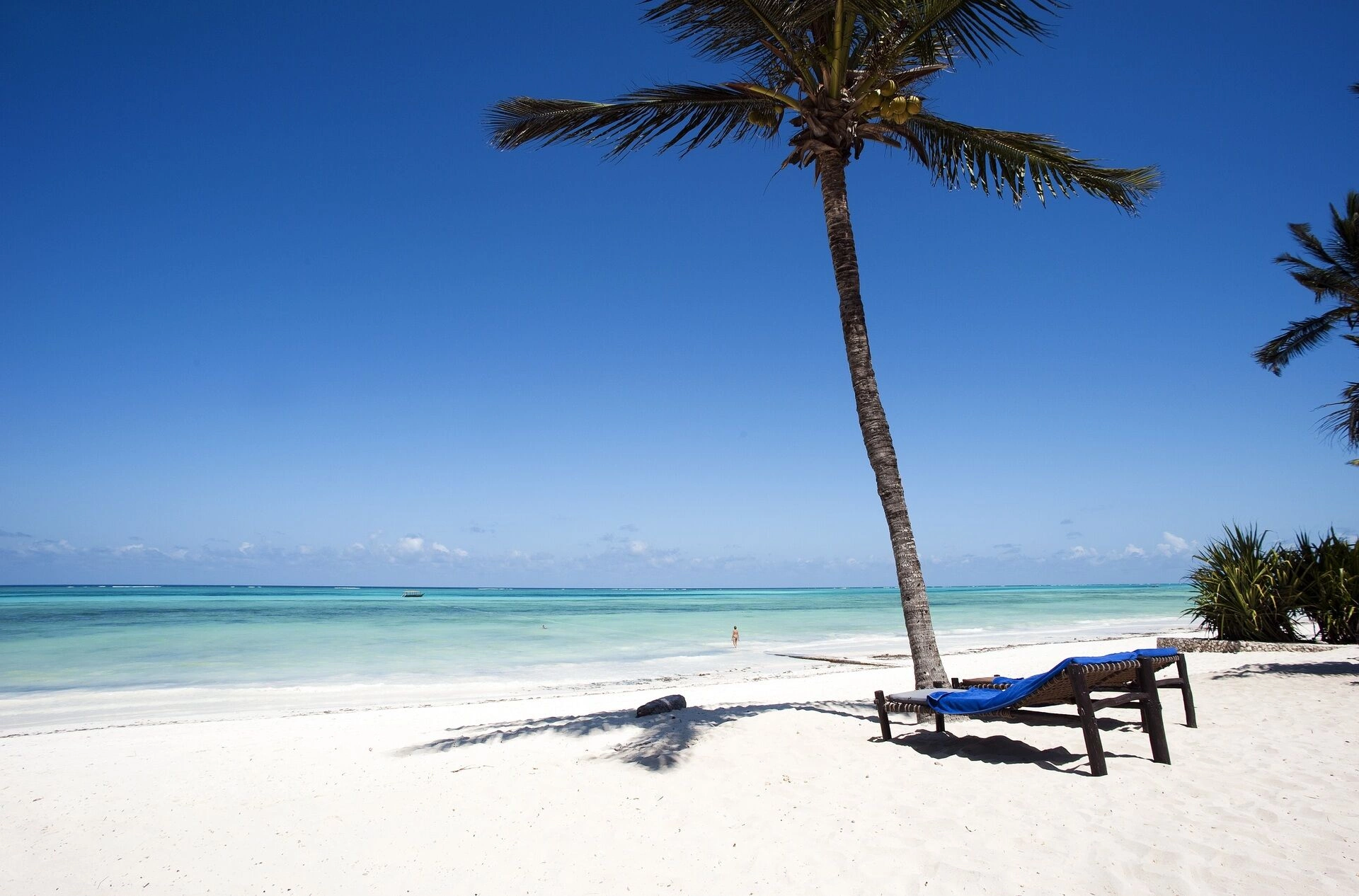 Karafuu_Beach_8.jpg