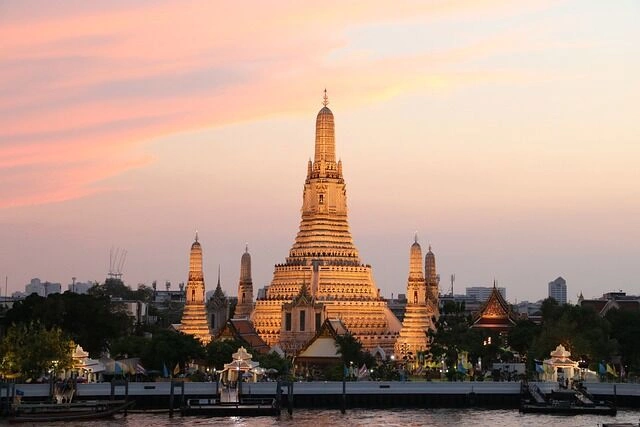 bangkok-5477405_640.jpg