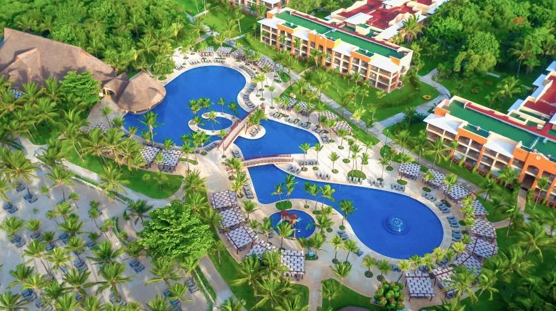 BMAYAGR_POOL_07.jpg