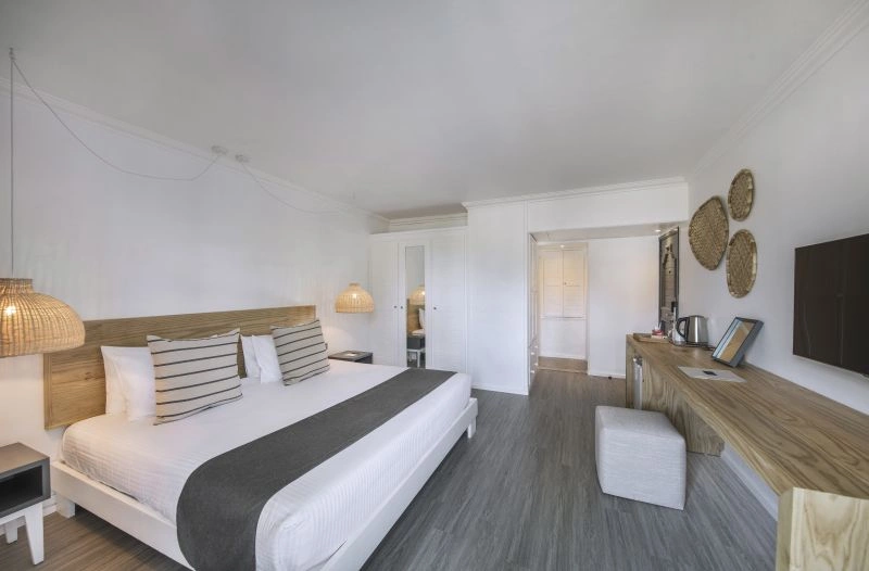 Superior-Room.jpg