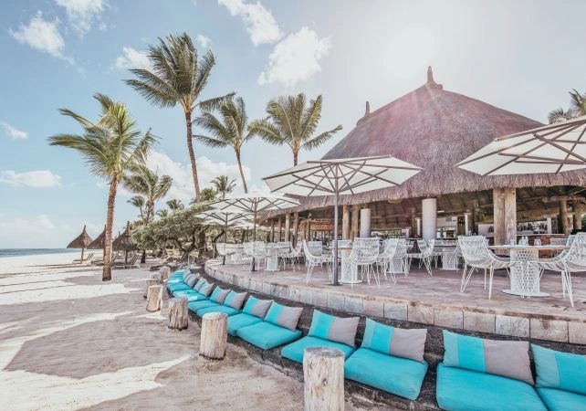 04_Restaurants_Le_Morne_Beach_Bar.jpg