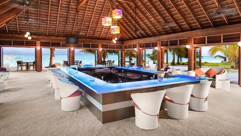 bar_interior.jpg