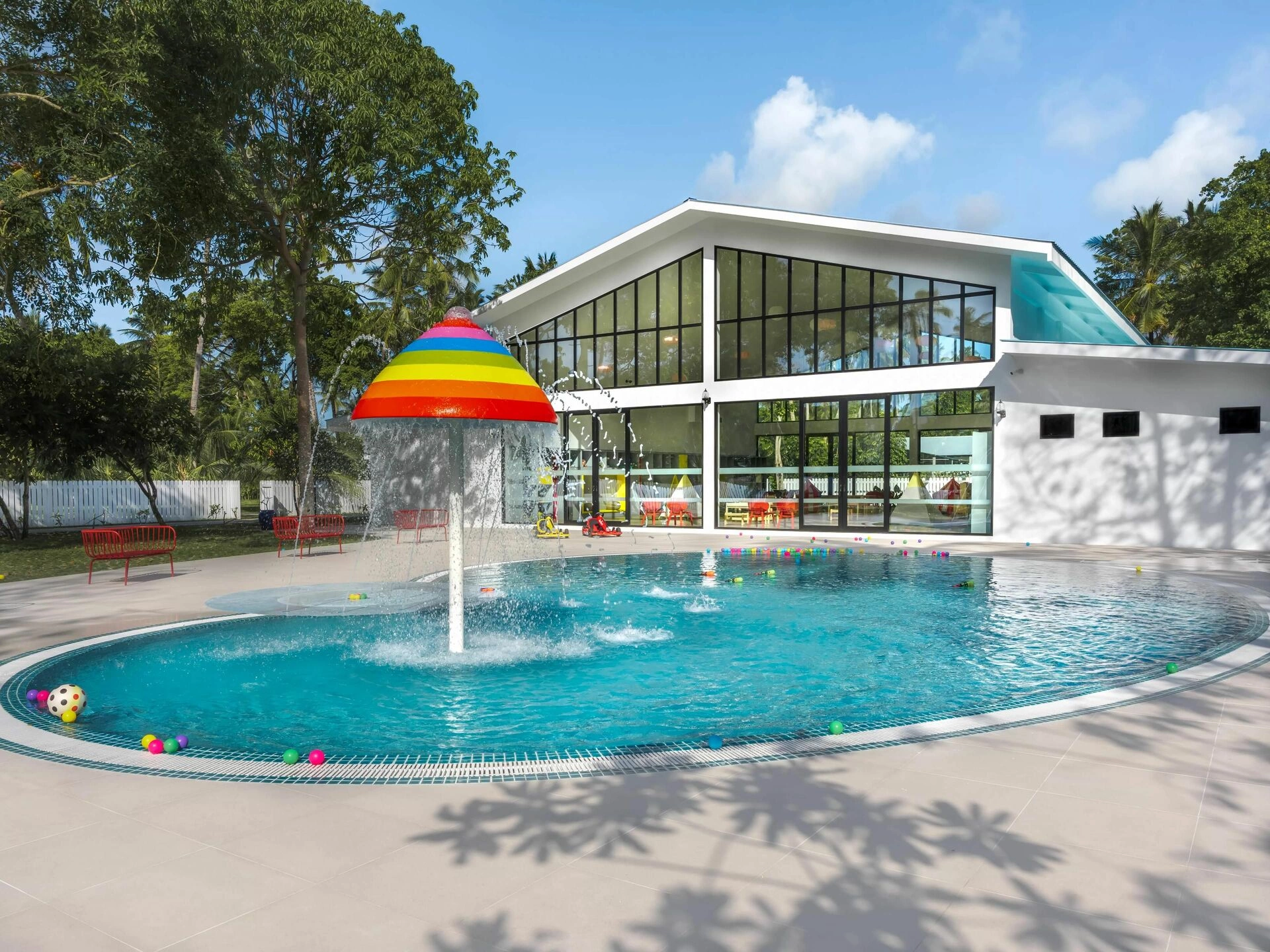 Villa_Park_-_Park_Players_Kids_Club_-_Exterior_-_4K.jpg