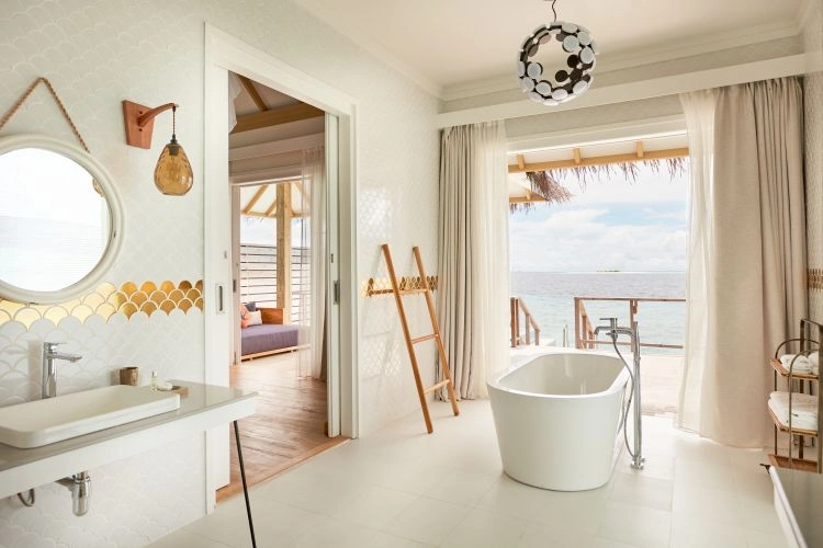 17_Dolphin_Ocean_Villa_with_Pool.jpg