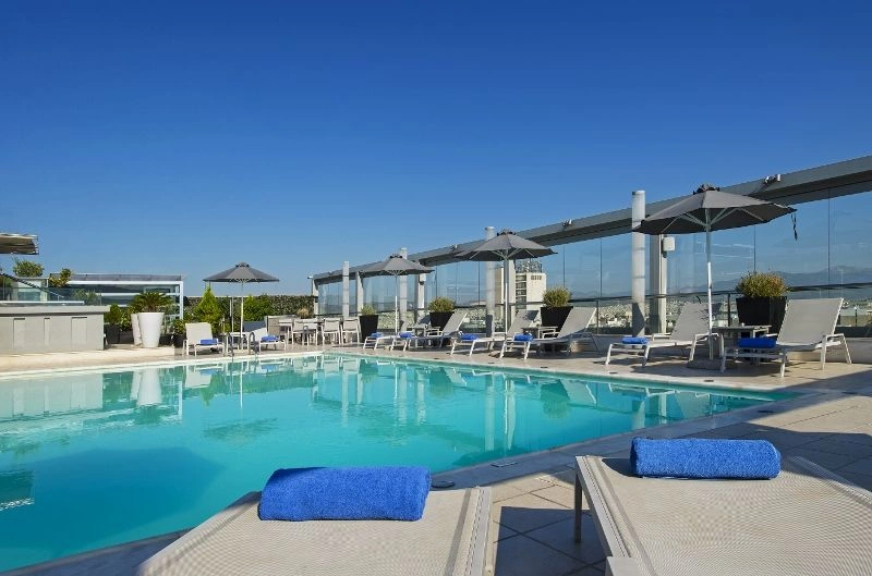 04SWIMMING_POOL_.jpg