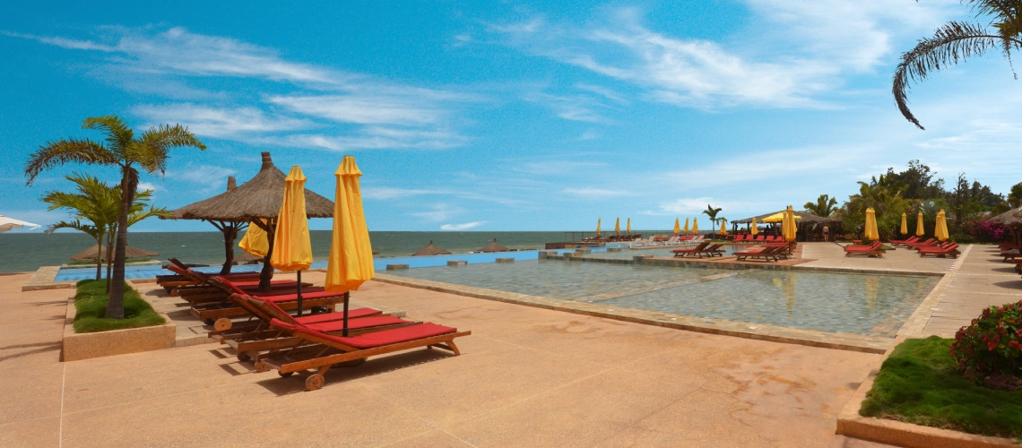 3-royal-horizon-baobab-piscine-exterieure.png