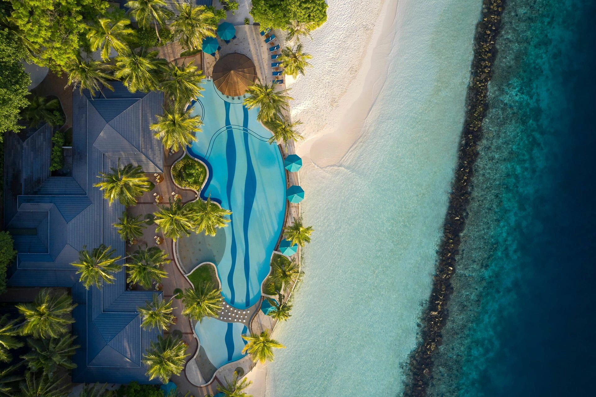 Royal_Island_-_Main_Pool_Aerial_-_Top_-_4K.jpg