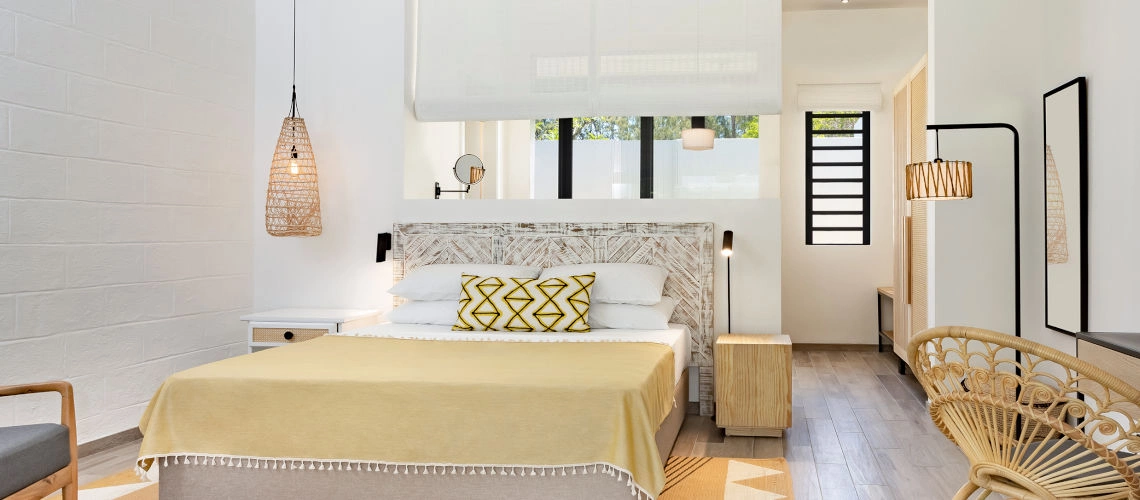 11_Villa_bedroom.jpeg