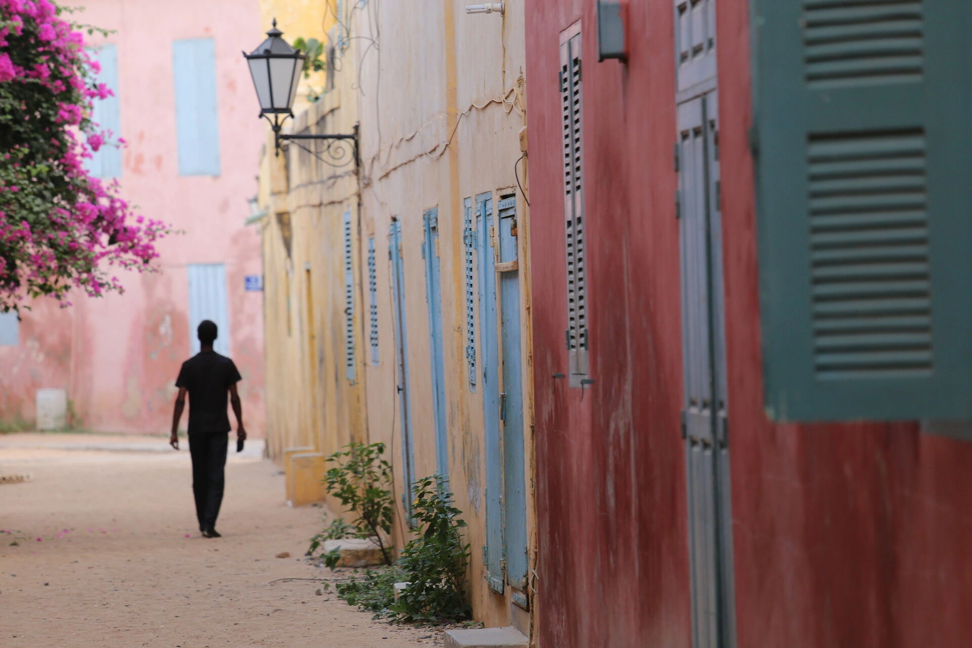 ile_goree_AdobeStock_182099939.jpeg
