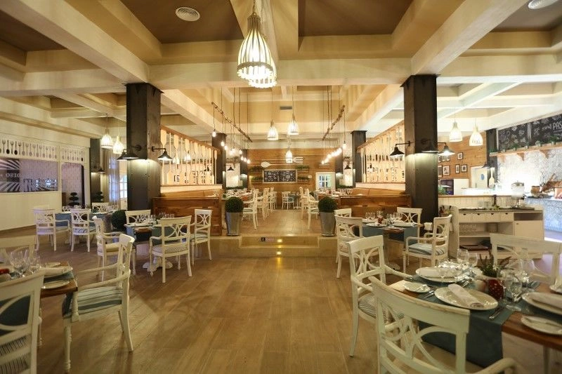 resto3.jpg