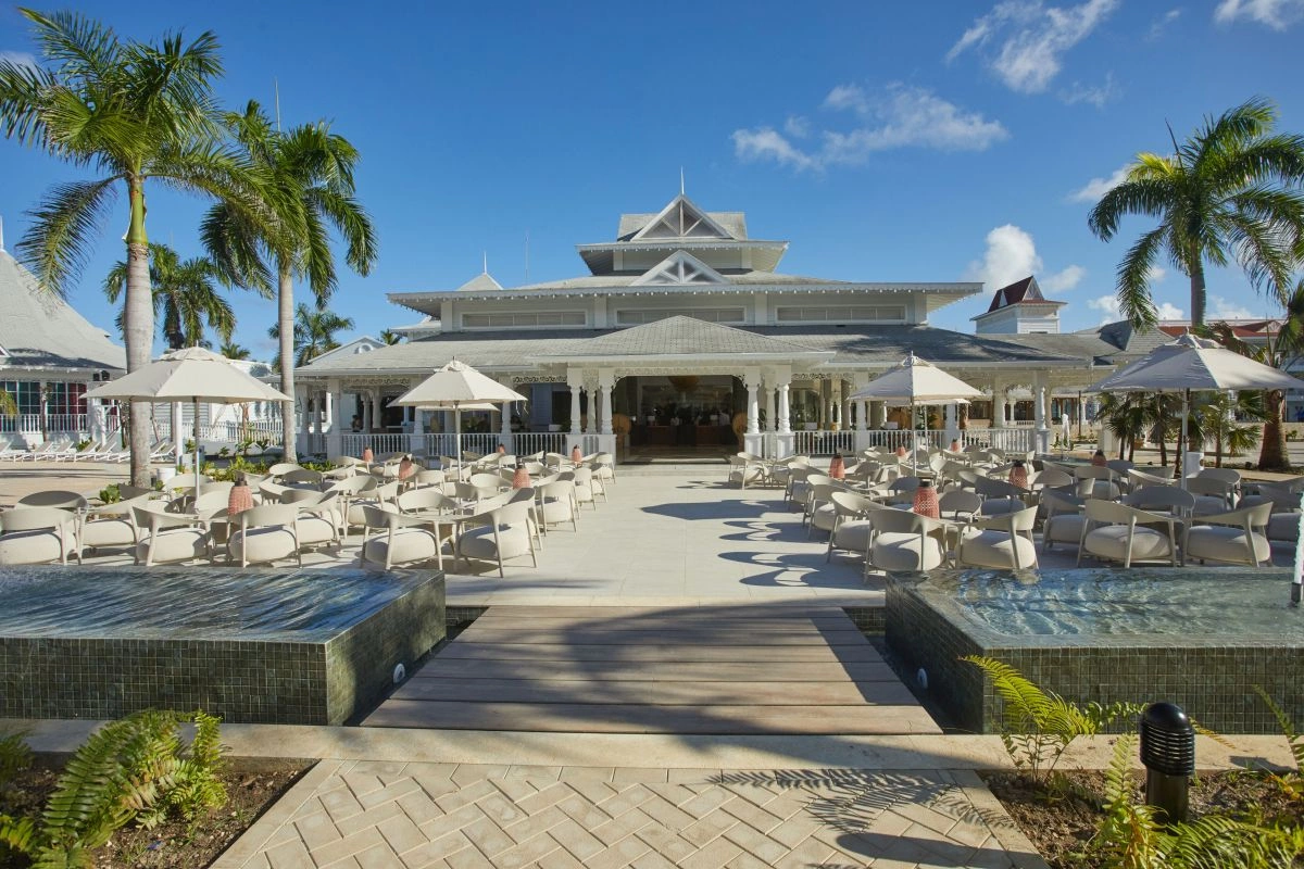 07_Lobby_terrasse.jpg