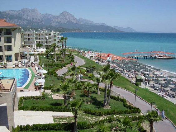 Ambassadeur Plaza 4*