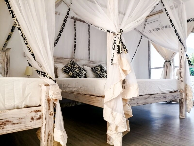 Safari Tsavo East - Amboseli - Tsavo West 3 nachten en verblijf in Kappa Club AHG Lion Beach Resort & Spa 4*nl
