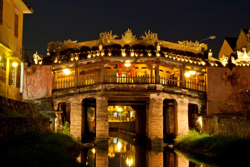 Hoi_An_-_Japanese_Covered_Bridge.png