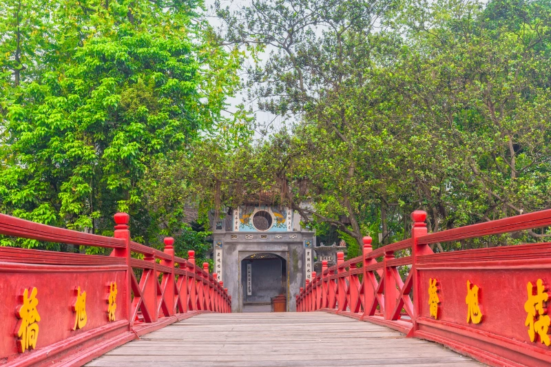 Hanoi_-_Ngoc_Son_Temple.png