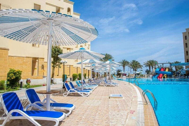 AMC Royal Hotel & Spa 4*