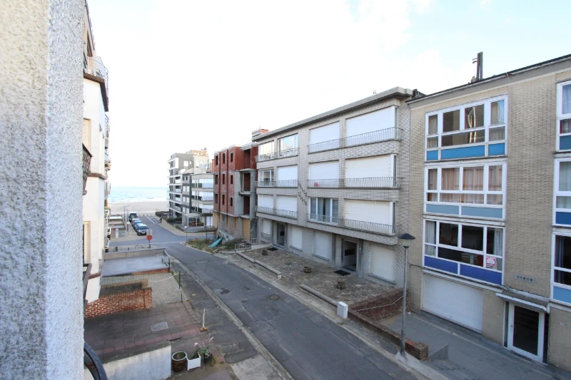 Koksijde uitzicht zee appt 2 kamers + WiFi + privé garage gratis