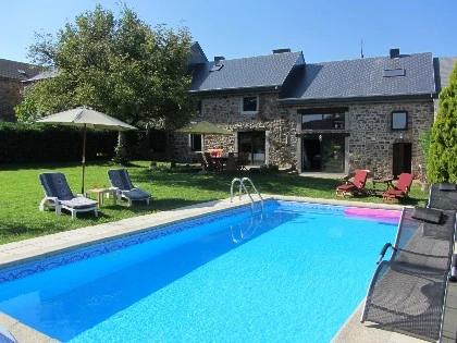 Groot en typische Ardense vakantiehuis, comfort
