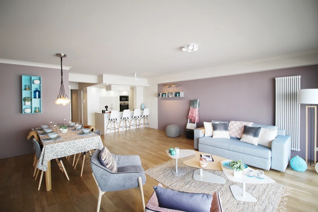 Knokke 1. Prachtig gerenoveerd appartement, uitzicht op zee terras, parkeerplaats