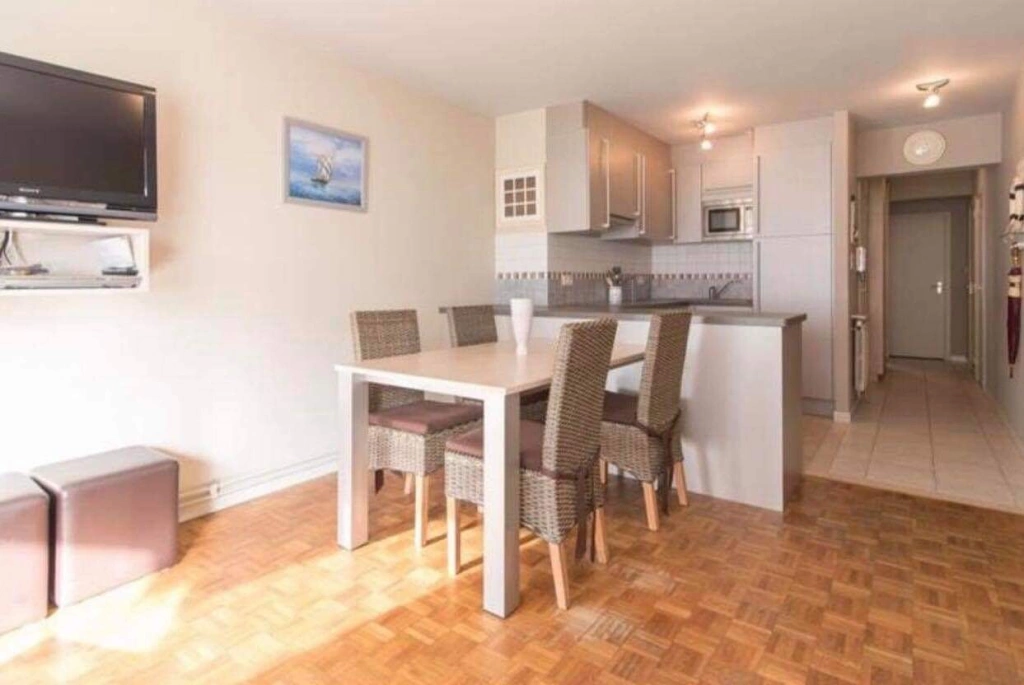 Appartement aan MELROSE / B4