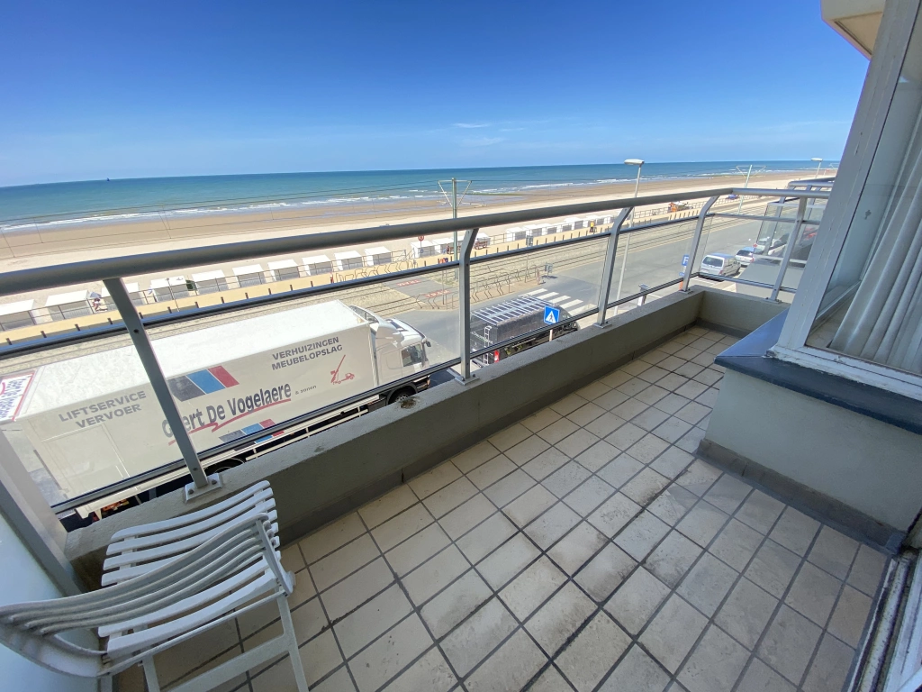 Appartement aan GOLDEN BEACH / 2A