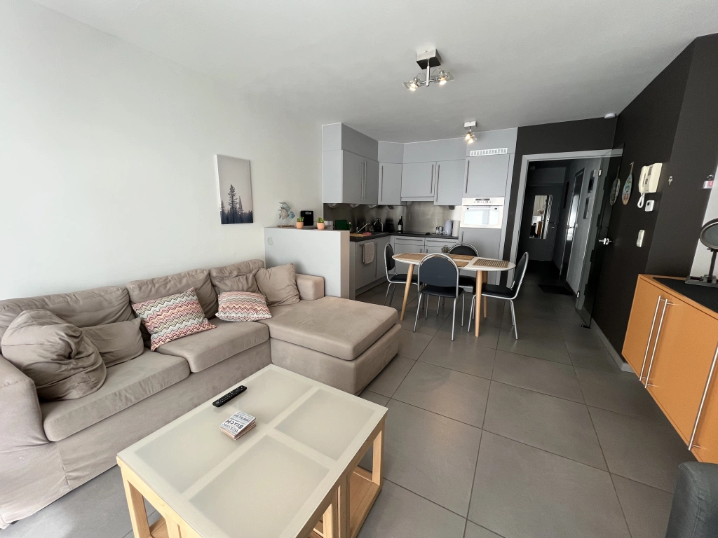 Appartement aan DELPHINE. / 0303