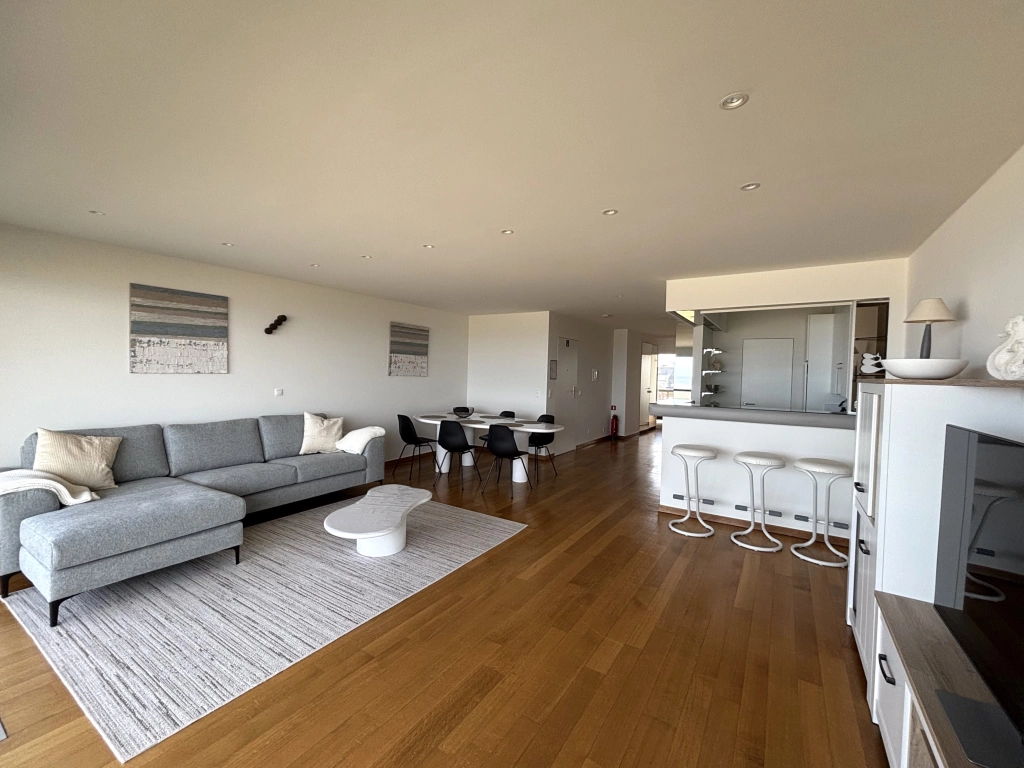 Appartement aan GRAY D'ALBION 3 / 01.02