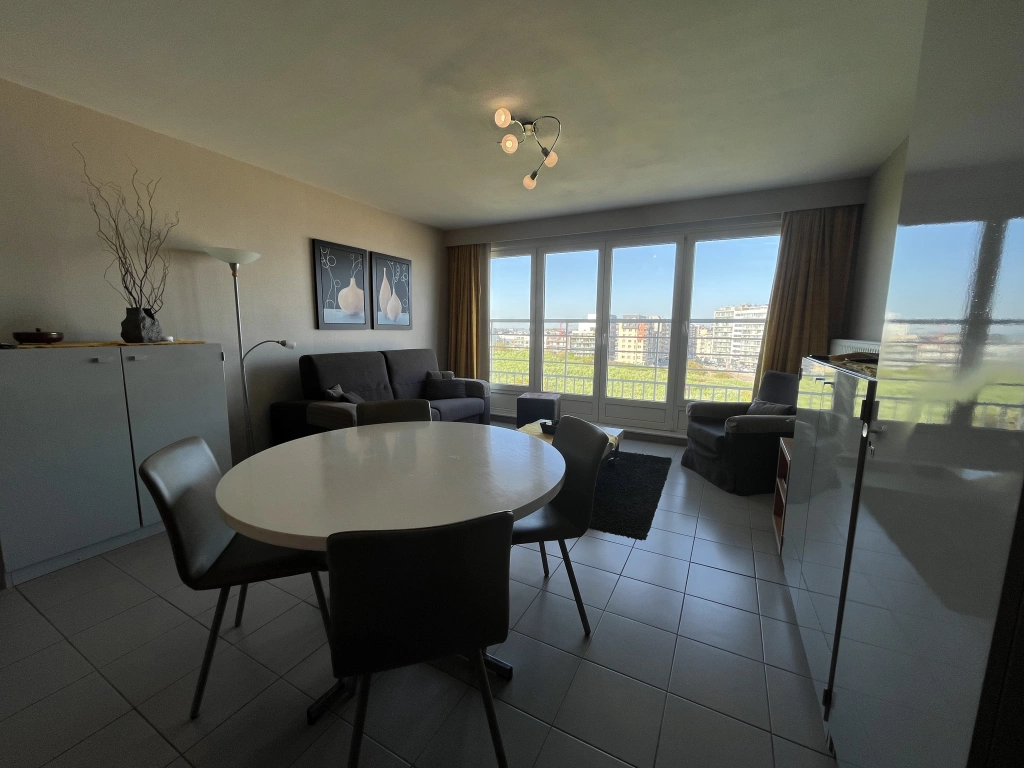 Appartement aan CARLTON / I6