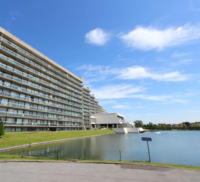 Appartement met overdekt zwembad toegang